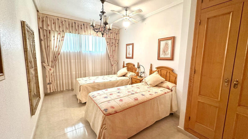 1 chambre Appartement à vendre