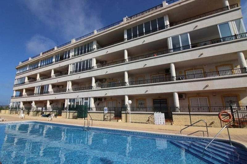 Leilighet til salgs i Torrevieja, Alicante