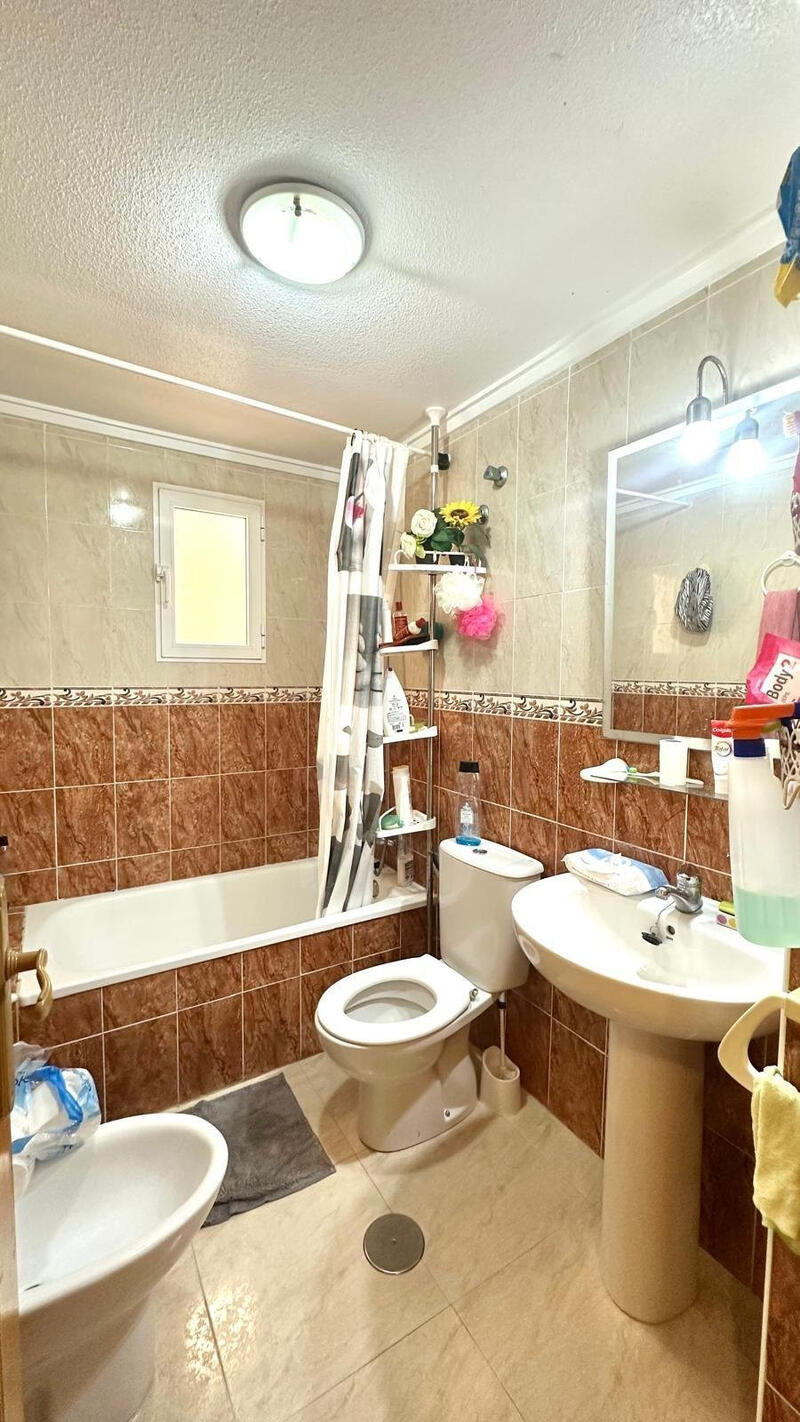 2 slaapkamer Appartement Te koop