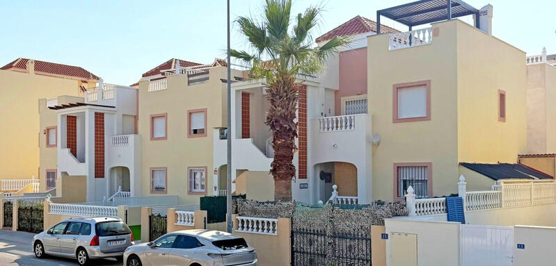 2 slaapkamer Appartement Te koop