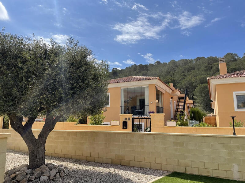 4 Cuarto Villa en venta