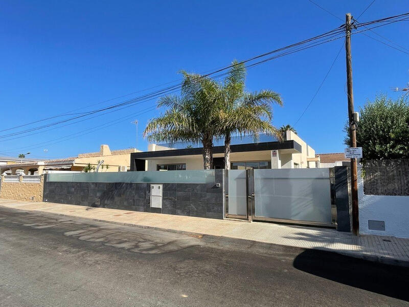 6 Cuarto Villa en venta