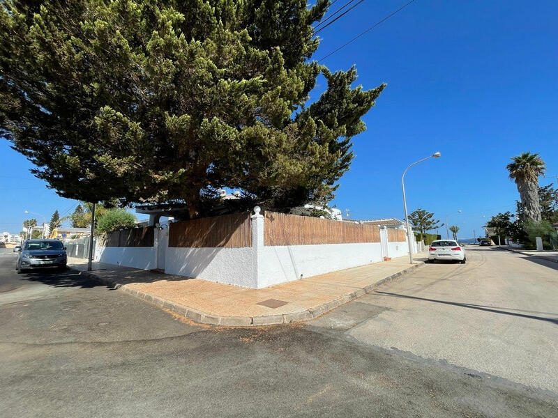 6 Cuarto Villa en venta