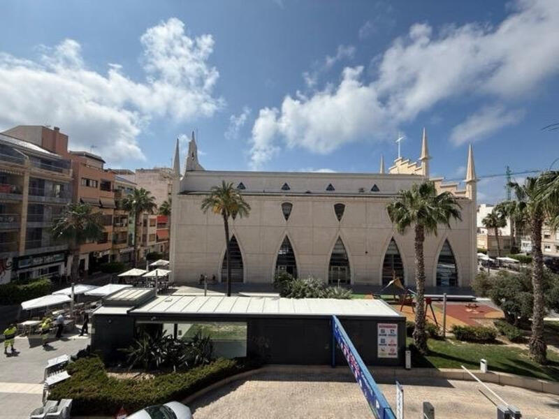 4 bedroom Apartment for sale