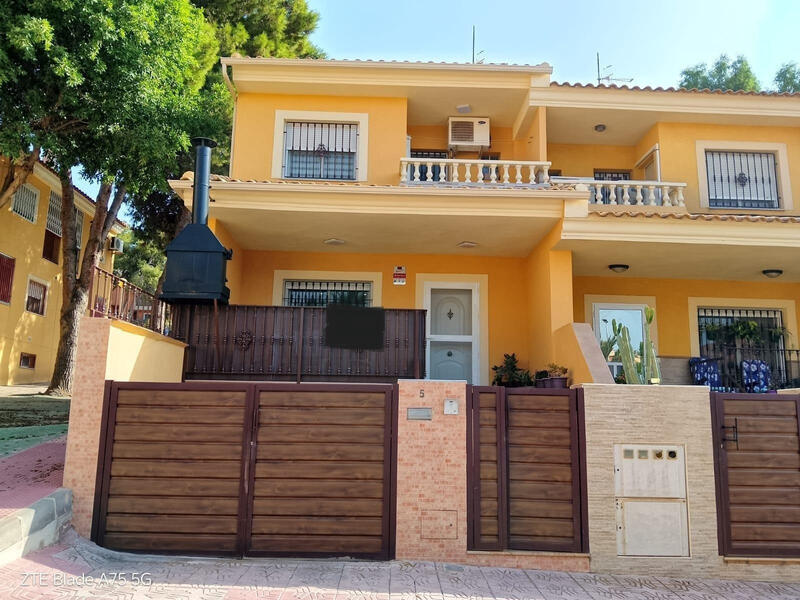Dúplex en venta en Torrevieja, Alicante