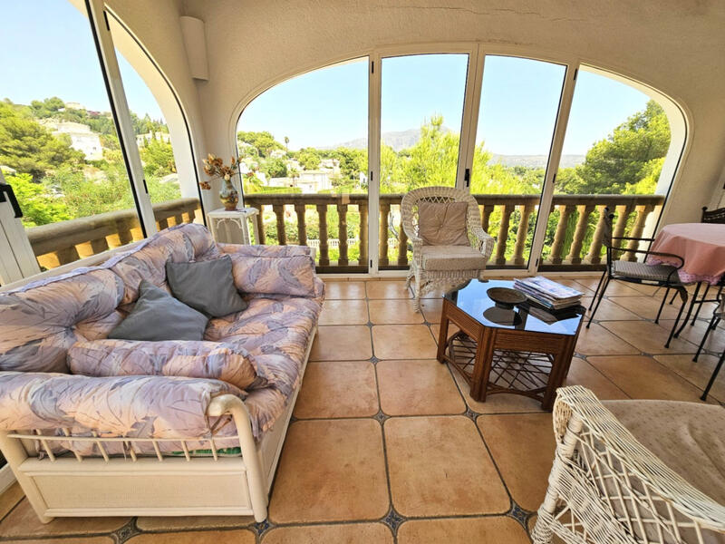 4 bedroom Villa for sale