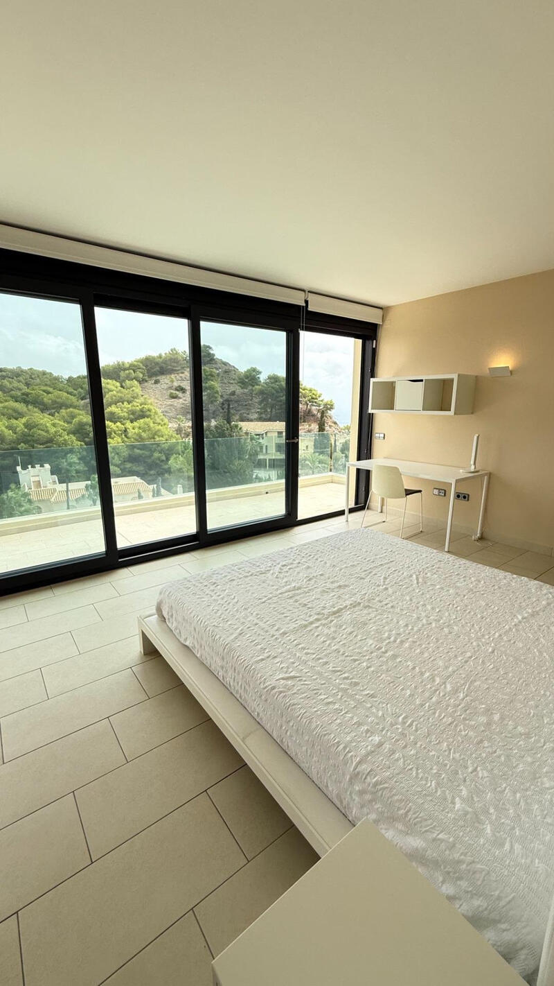 6 Cuarto Villa en venta