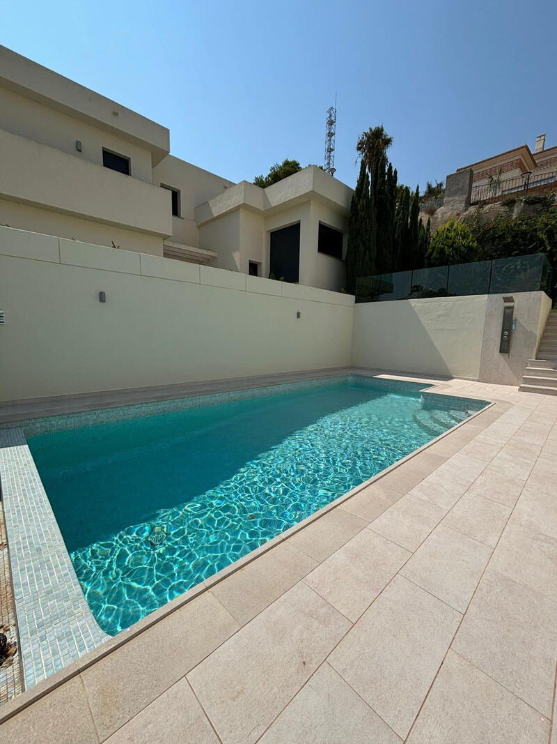 6 Cuarto Villa en venta