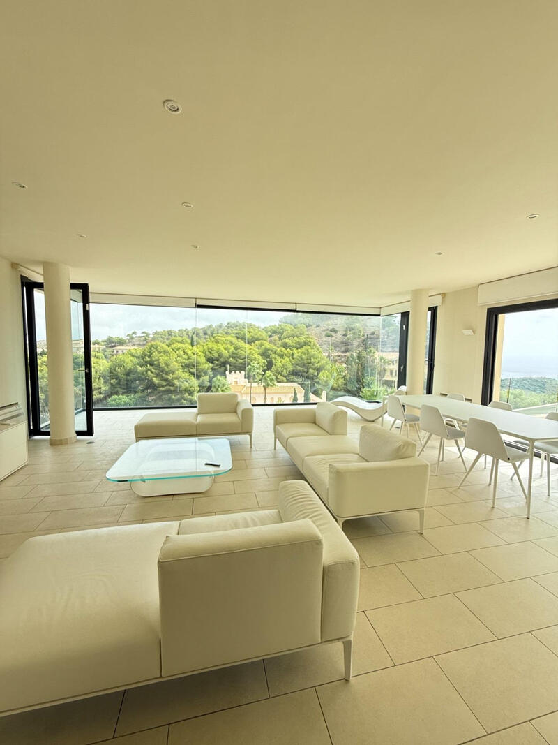 6 Cuarto Villa en venta