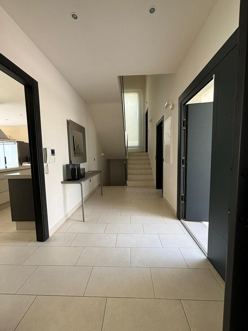 6 Cuarto Villa en venta
