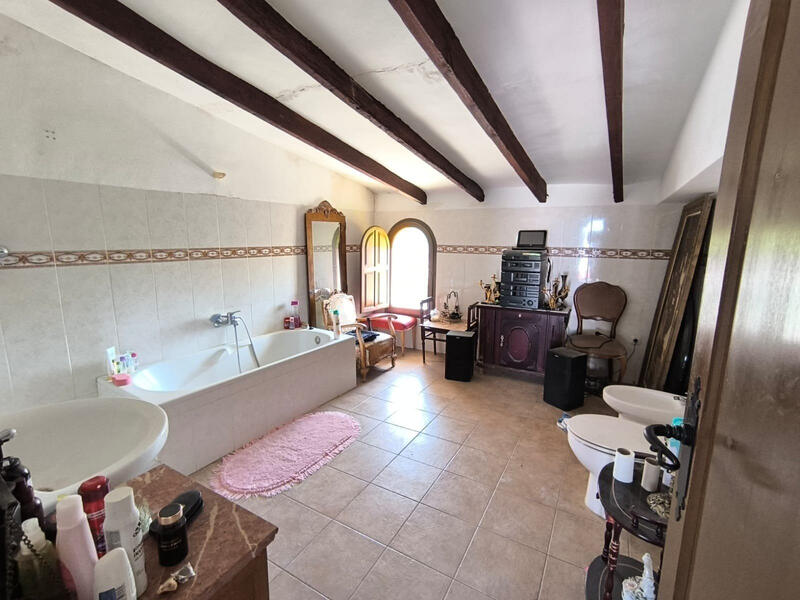 8 chambre Villa à vendre