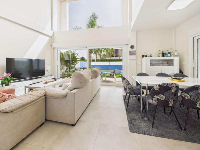 3 bedroom Villa for sale