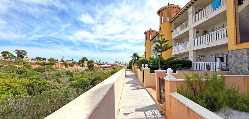 Lejlighed til salg i Orihuela Costa, Alicante