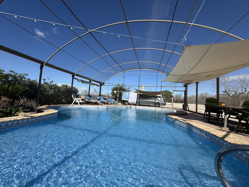 3 bedroom Country House for sale