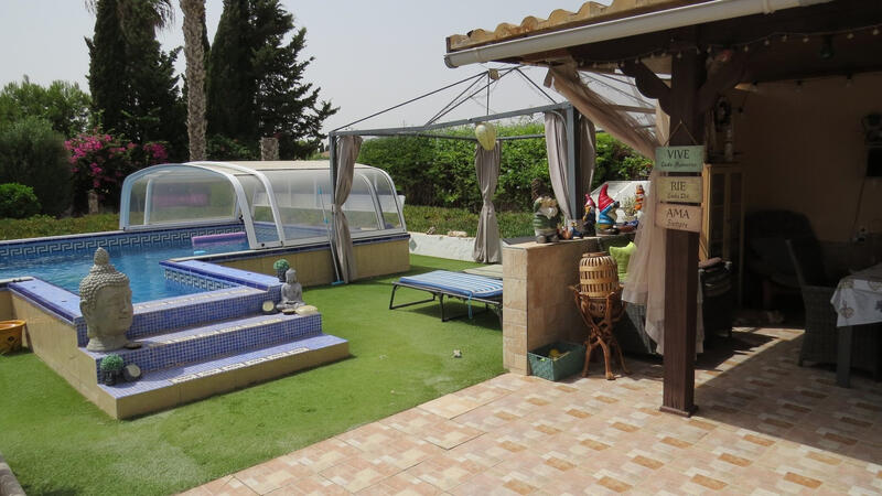 3 bedroom Country House for sale