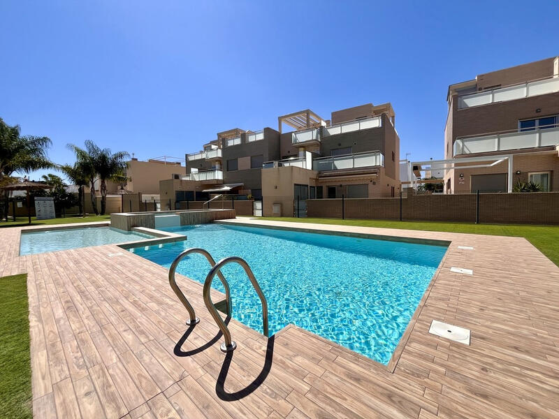 4 slaapkamer Villa Te koop