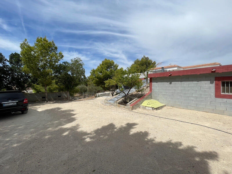 4 bedroom Villa for sale