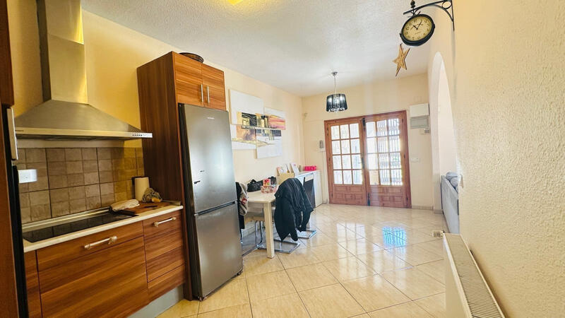 2 bedroom Townhouse for sale