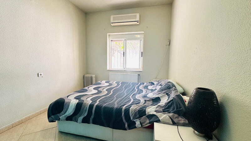 2 bedroom Townhouse for sale
