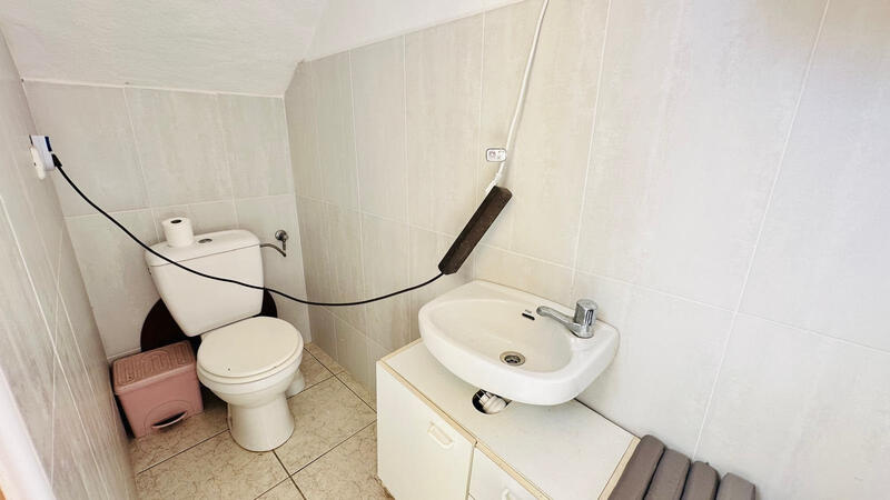 2 bedroom Townhouse for sale