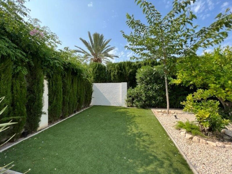 6 bedroom Villa for sale