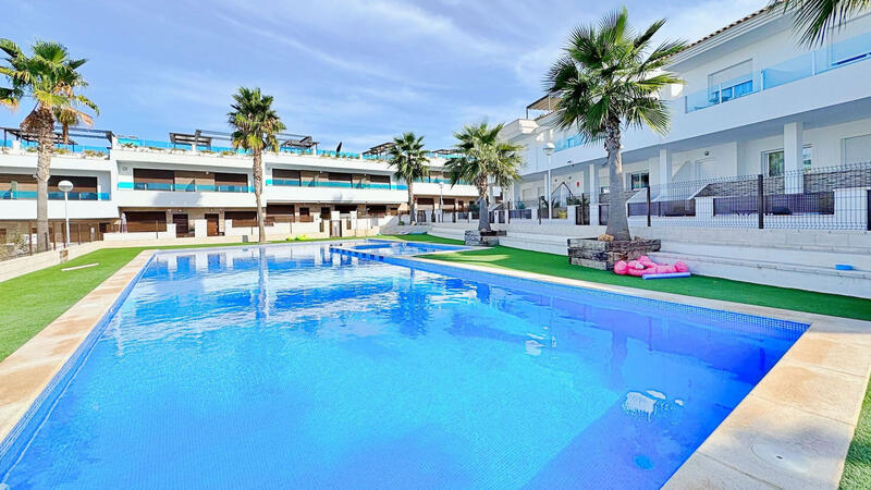 Townhouse for sale in Torrevieja, Alicante
