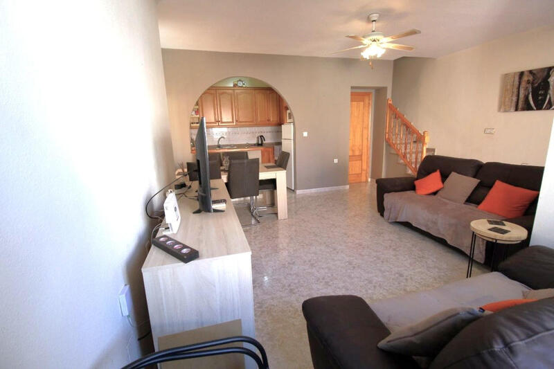 3 bedroom Townhouse for sale