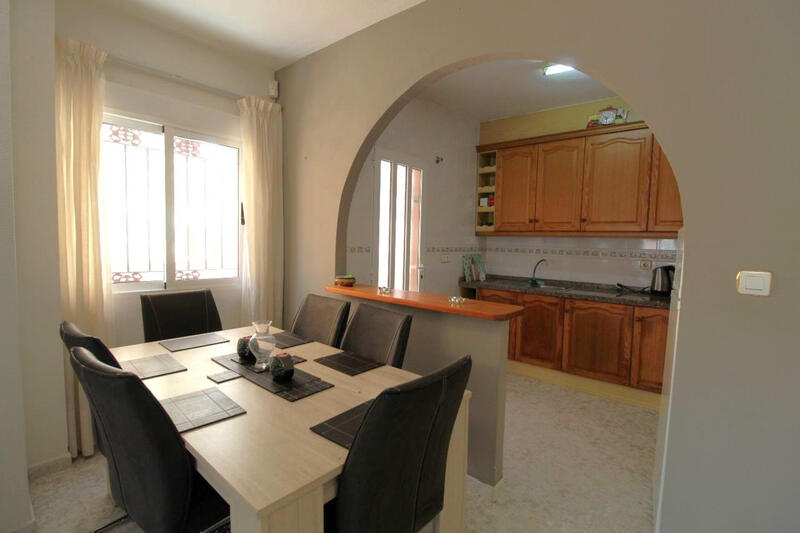 3 bedroom Townhouse for sale