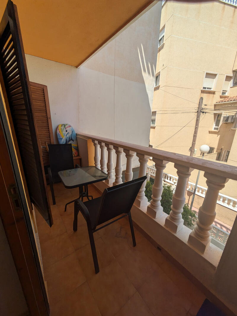 1 bedroom Apartment for Long Term Rent