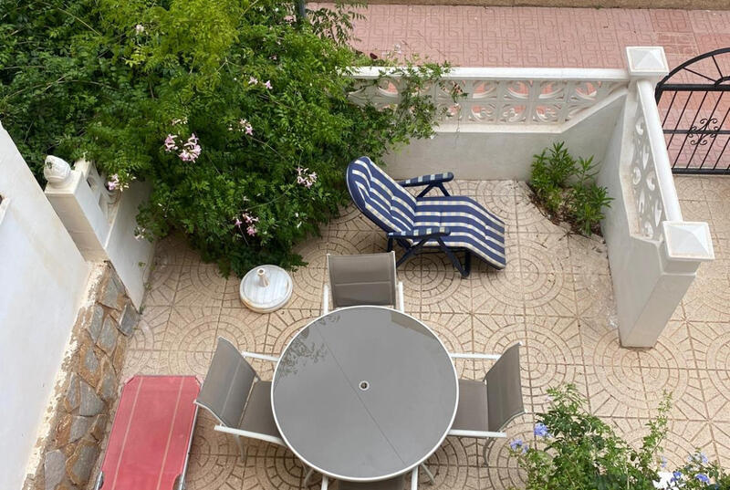 1 bedroom Apartment for Long Term Rent