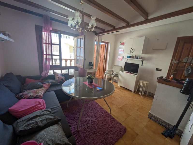 1 bedroom Apartment for Long Term Rent