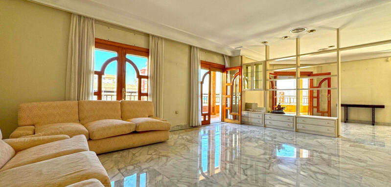 6 bedroom Duplex for sale