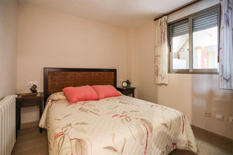 4 bedroom Apartment for sale