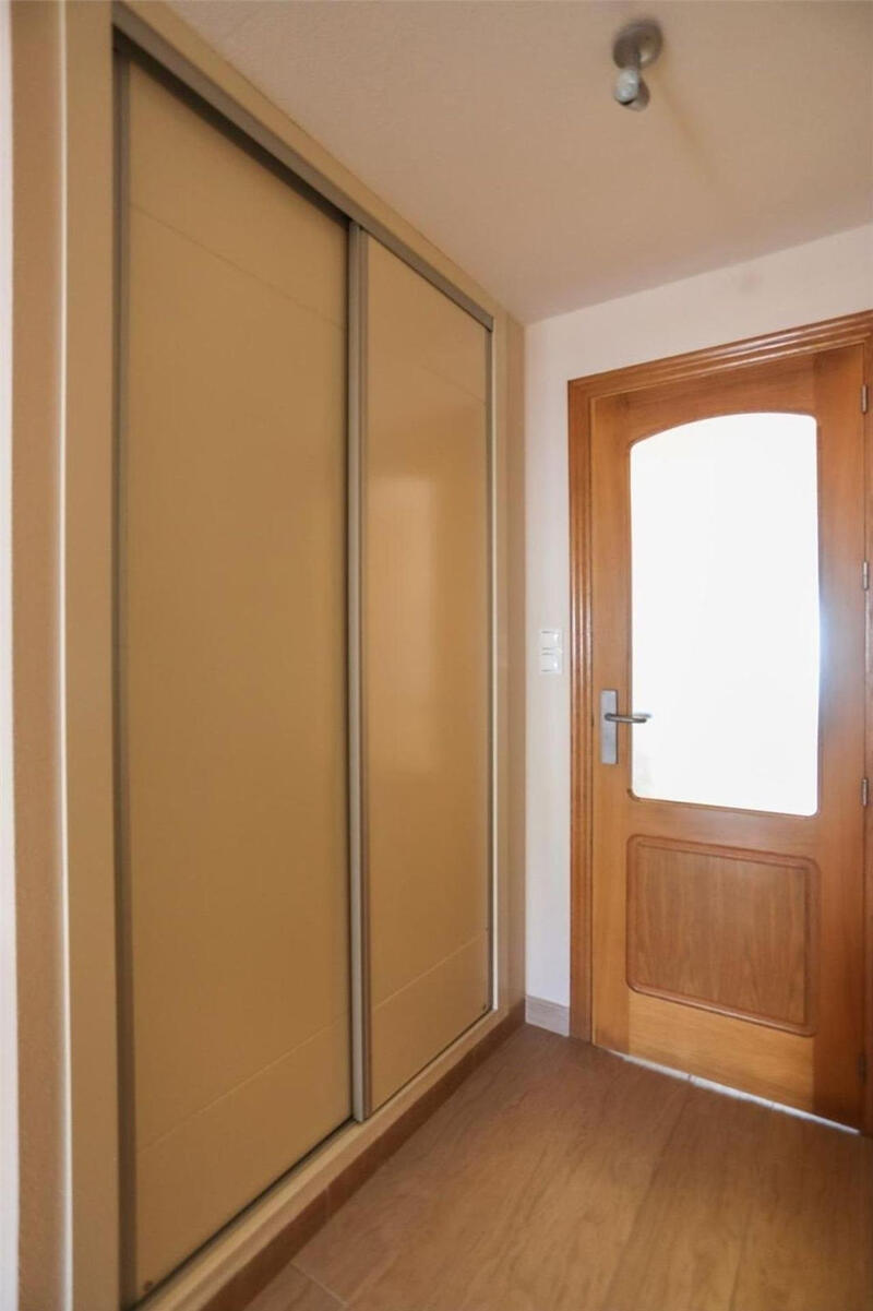 4 bedroom Apartment for sale