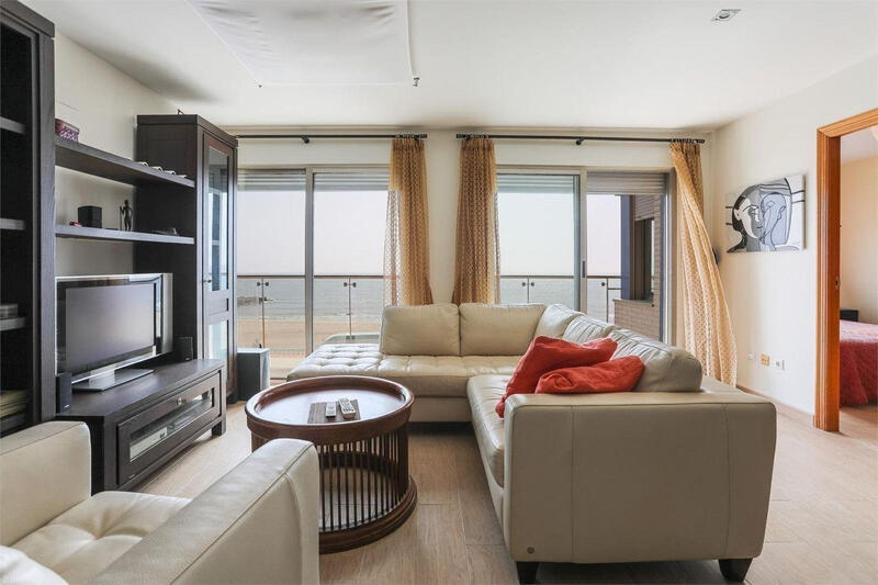 4 bedroom Apartment for sale