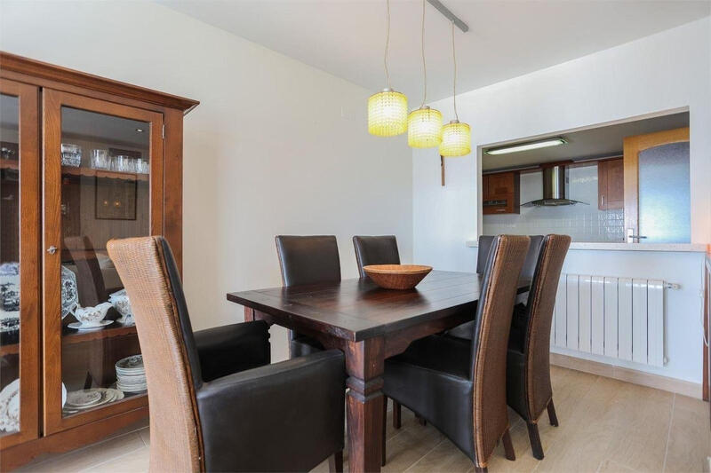 4 bedroom Apartment for sale