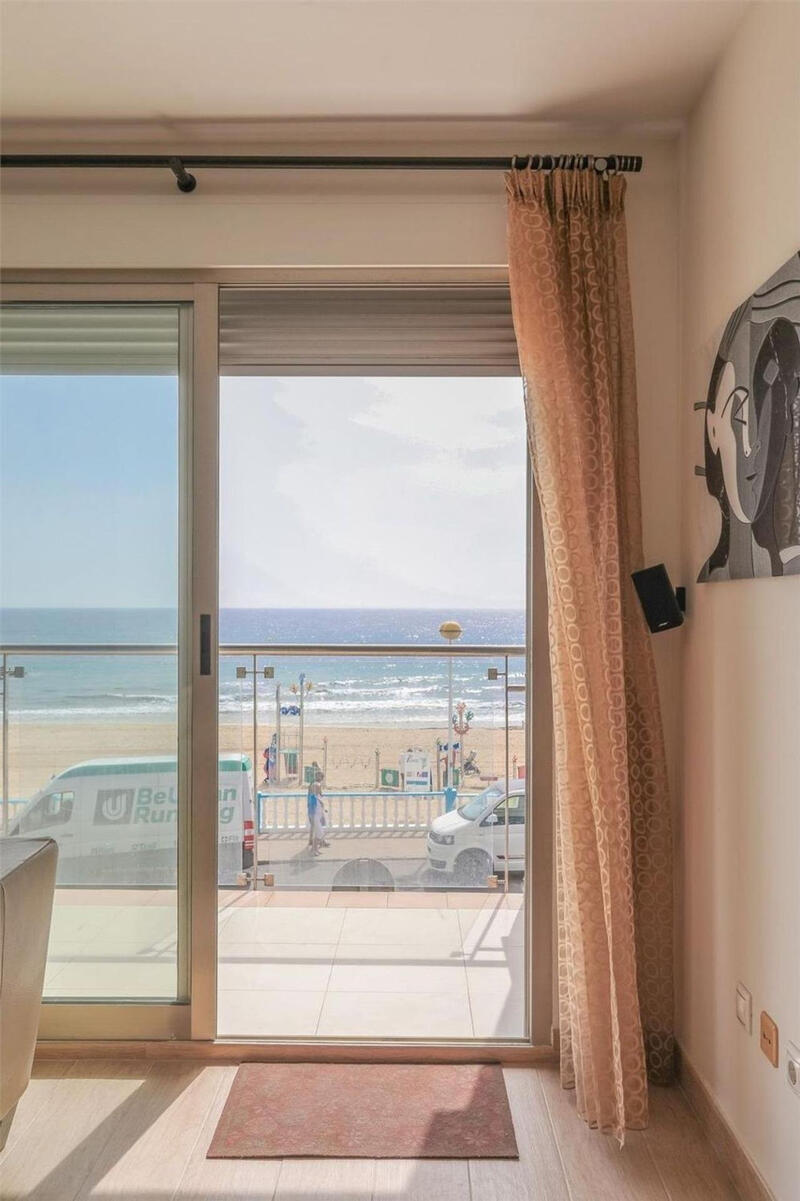 4 bedroom Apartment for sale