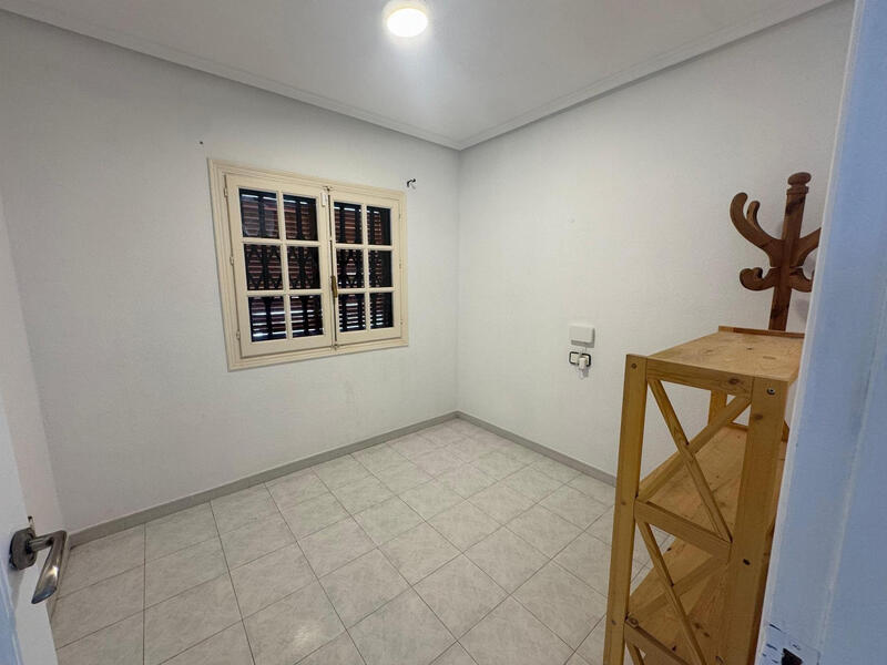 2 Cuarto Villa en venta
