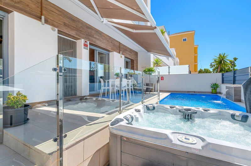 3 Cuarto Adosado en venta