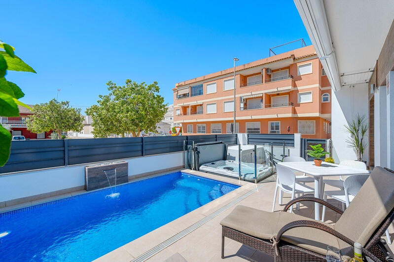 3 Cuarto Adosado en venta