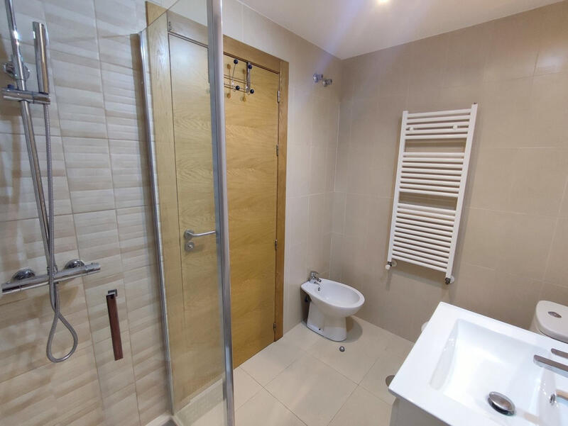 2 Schlafzimmer Appartement zu verkaufen
