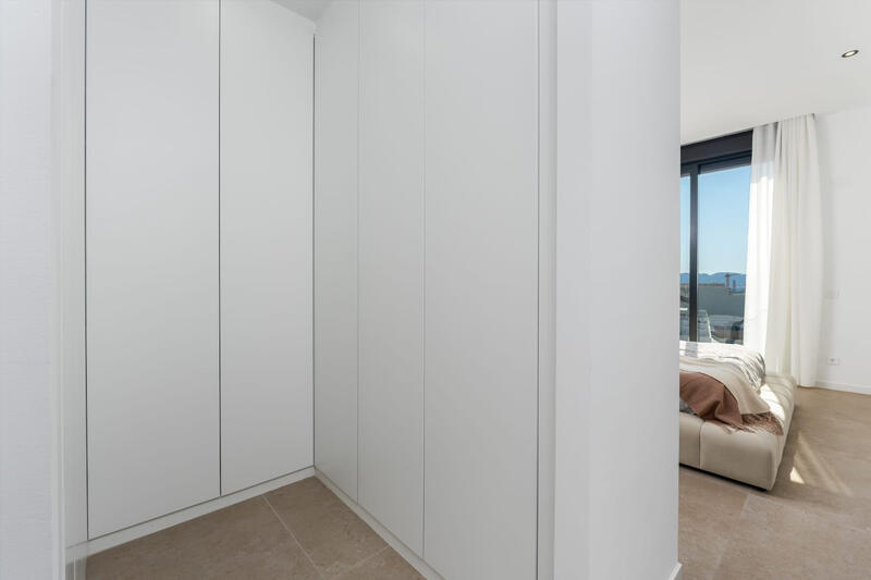 4 slaapkamer Villa Te koop