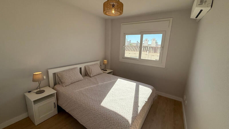 2 slaapkamer Appartement Te koop
