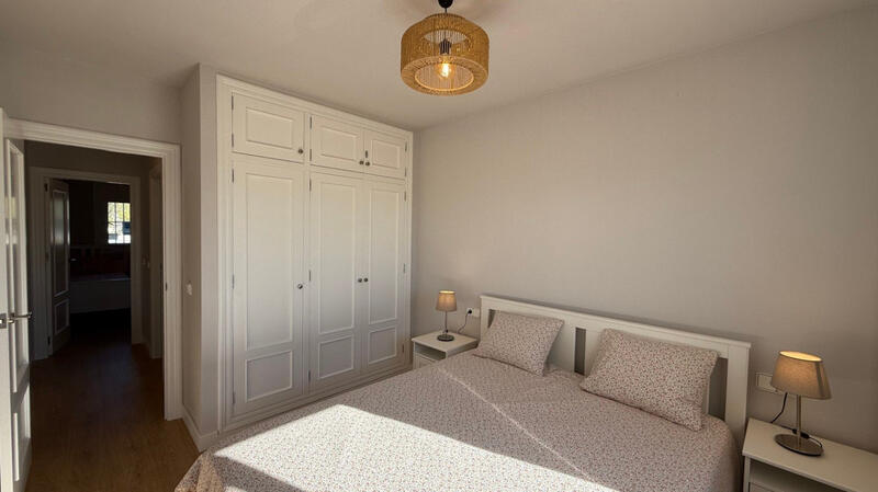 2 slaapkamer Appartement Te koop