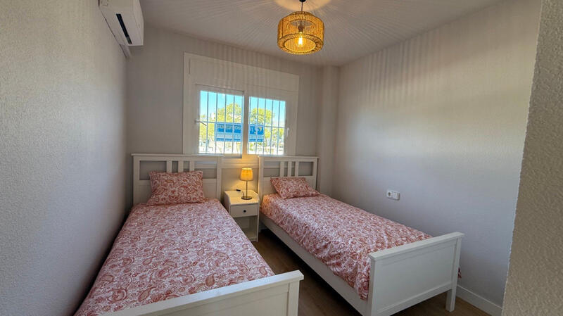 2 slaapkamer Appartement Te koop