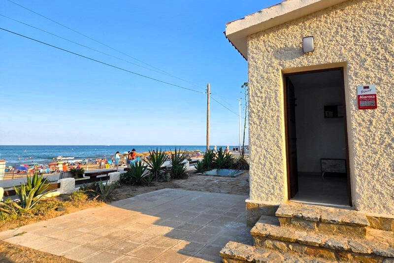 3 bedroom Townhouse for sale