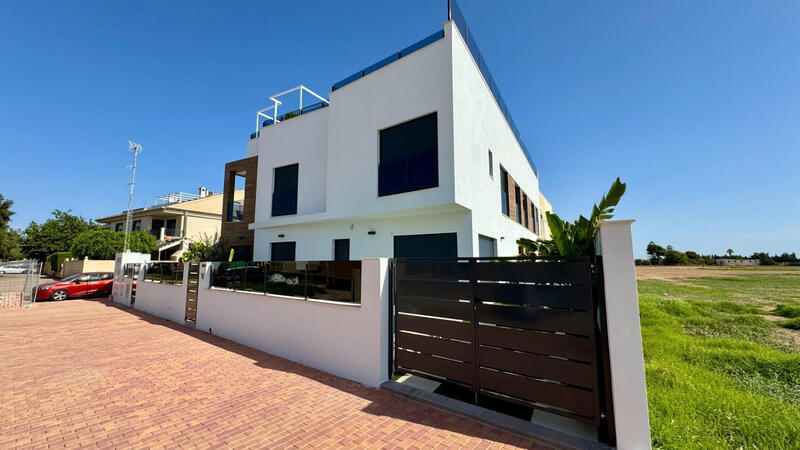 2 bedroom Villa for sale