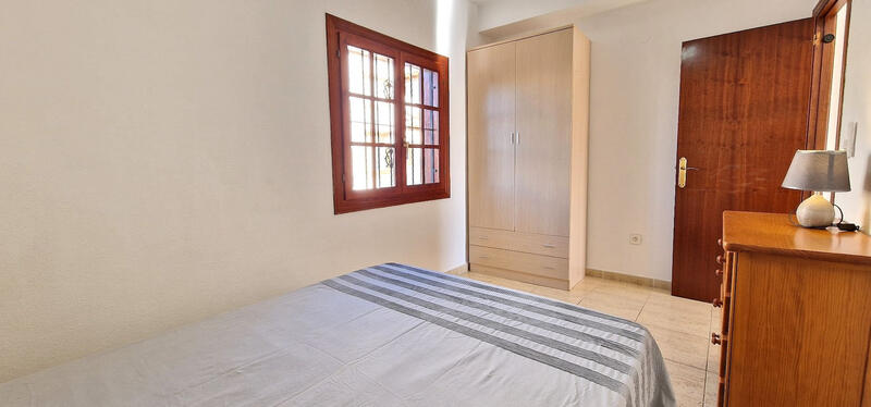 1 bedroom Apartment for Long Term Rent