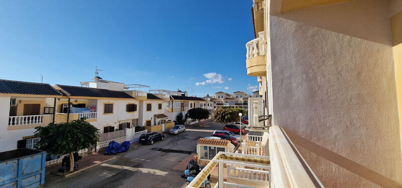 1 bedroom Apartment for Long Term Rent