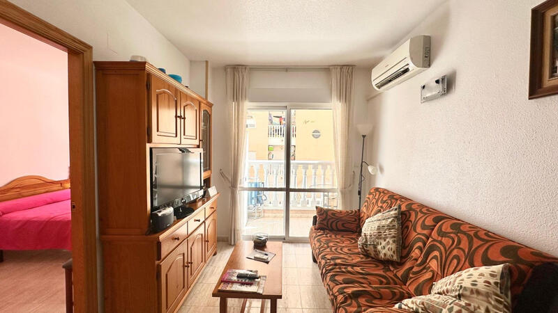Apartamento en venta en Torrevieja, Alicante